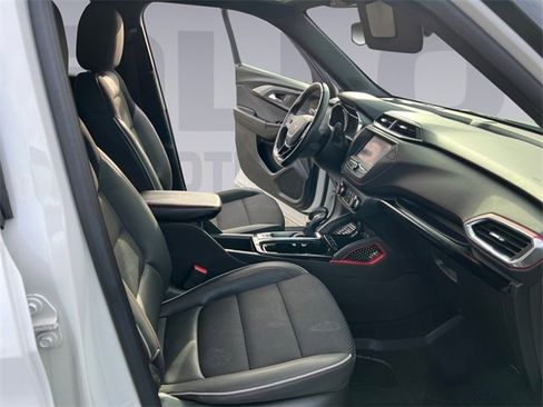 Certified 2023 Chevrolet TrailBlazer RS image 17