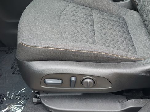 Used 2022 Chevrolet Equinox LT FWD image 8