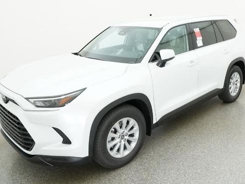 New 2026 Toyota Grand Highlander XLE image 45