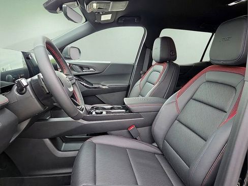 New 2026 Chevrolet Equinox RS w/ Convenience Package III FWD image 16