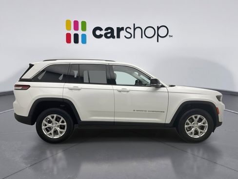 Used 2023 Jeep Grand Cherokee Limited image 6