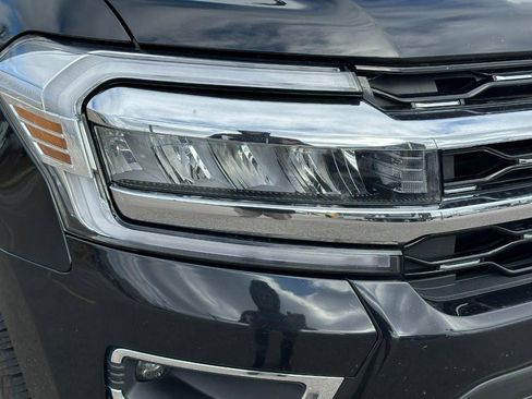 Used 2024 Ford Expedition Max Limited image 4