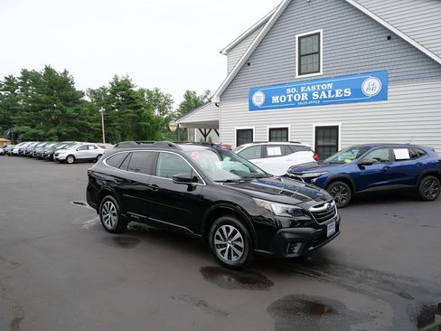 Used 2021 Subaru Outback Premium AWD/4WD image 2