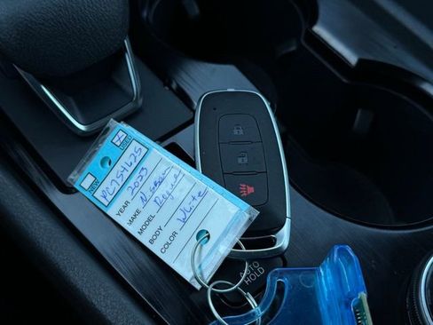 Used 2023 Nissan Rogue S image 30