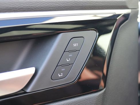 Used 2025 Mitsubishi Outlander SEL FWD image 10