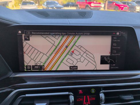 Used 2020 BMW X7 xDrive40i w/ Premium Package image 17