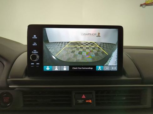 New 2025 Honda Pilot Touring image 35