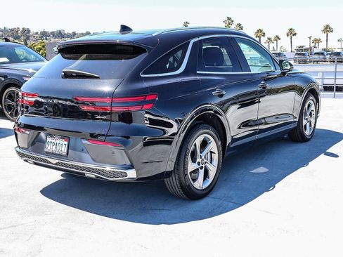 Used 2026 Genesis GV70 2.5T Select AWD/4WD image 4