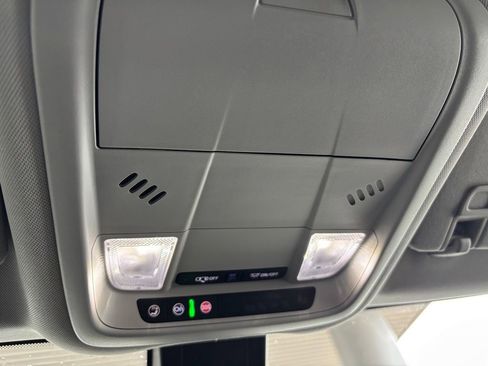 Used 2023 Chevrolet Equinox LT w/ LPO, Floor Liner Package FWD image 25