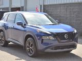 Used 2021 Nissan Rogue SV image 2