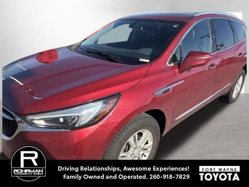 Used 2020 Buick Enclave Essence w/ Sound and Sites Package AWD/4WD image 1