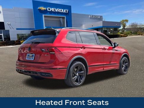 Used 2024 Volkswagen Tiguan SE R-Line AWD/4WD image 24