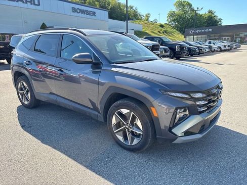 Used 2025 Hyundai Tucson SEL AWD/4WD image 7