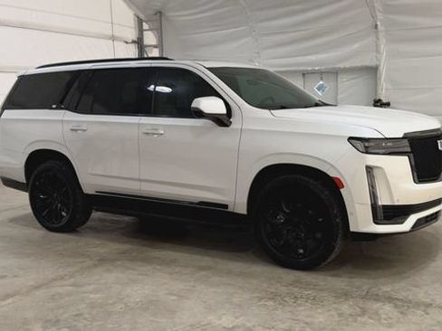 Used 2021 Cadillac Escalade Sport w/ LPO, ONYX Package AWD/4WD image 6