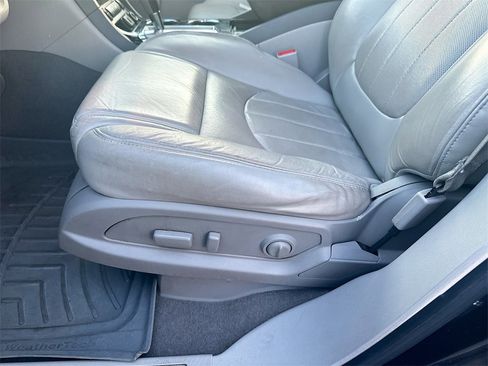 Used 2017 Buick Enclave Premium image 9