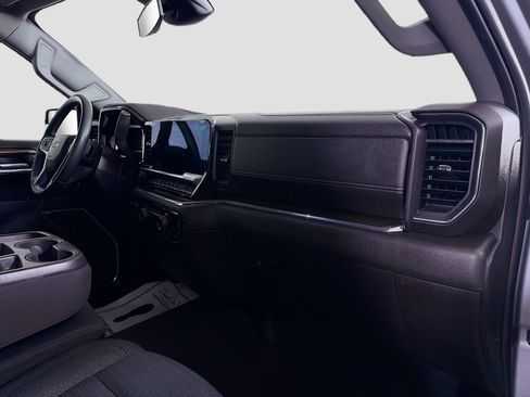 Used 2024 Chevrolet Silverado 1500 LT AWD/4WD image 31