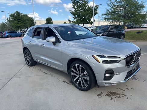 Used 2023 Volvo XC60 B5 Ultimate w/ Protection Package Premier image 3