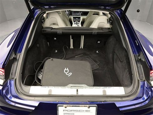 Used 2023 Porsche Panamera 4S w/ Premium Package image 15