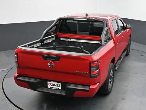 Used 2022 Nissan Frontier SV AWD/4WD image 39