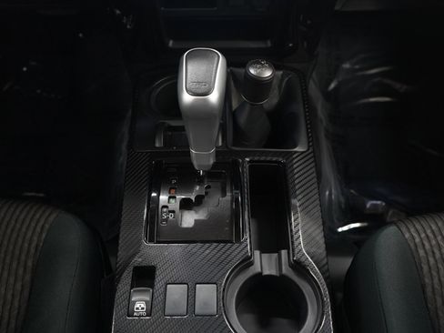 Used 2024 Toyota 4Runner TRD Off-Road image 21