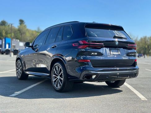 Certified 2025 BMW X5 xDrive50e w/ Executive Package AWD/4WD image 4
