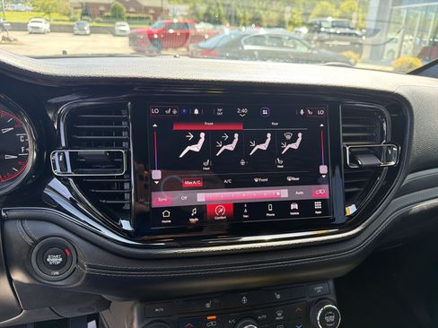 Used 2022 Dodge Durango GT AWD/4WD image 35