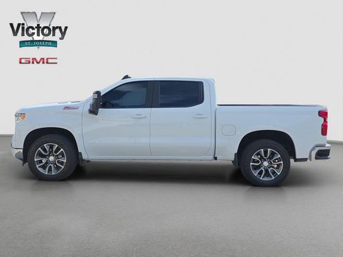 Used 2023 Chevrolet Silverado 1500 LT AWD/4WD image 6