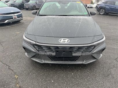 Certified 2025 Hyundai Elantra SEL