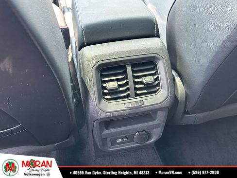 Certified 2024 Volkswagen Tiguan SE R-Line FWD image 15