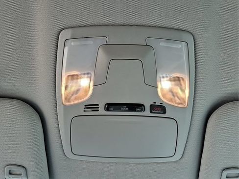Used 2020 Toyota Sienna L FWD image 20