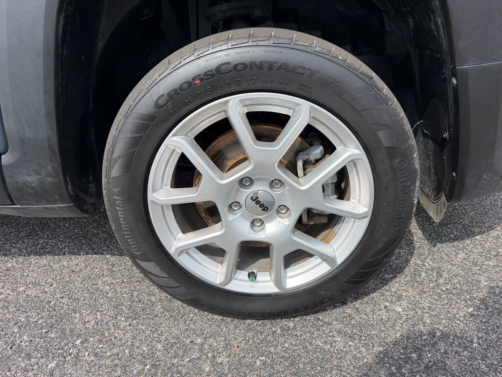 Used 2022 Jeep Renegade Latitude w/ Convenience Group AWD/4WD image 19