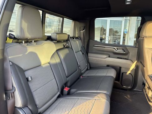 Used 2023 Chevrolet Silverado 1500 ZR2 w/ ZR2 Bison Edition AWD/4WD image 12