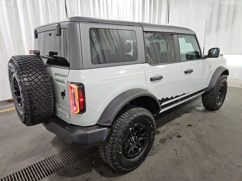 Used 2022 Ford Bronco Wildtrak image 3