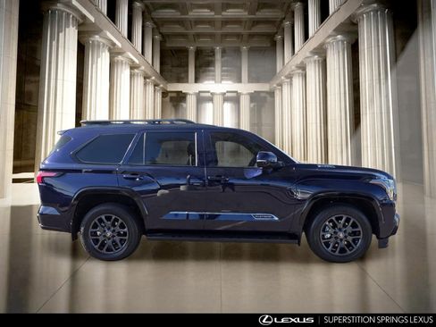 Used 2026 Toyota Sequoia Platinum AWD/4WD image 3