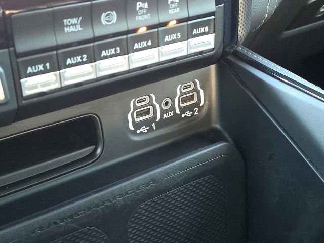 Used 2024 RAM 3500 Limited AWD/4WD image 39