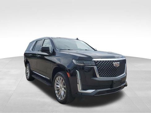 Used 2024 Cadillac Escalade Premium Luxury AWD/4WD image 3