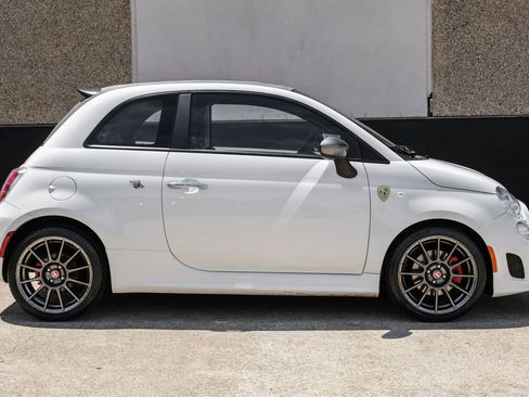 Used 2013 FIAT 500 Abarth w/ Comfort/Convenience Group FWD image 6