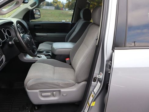 Used 2012 Toyota Tundra Grade 5.7L V8 image 19