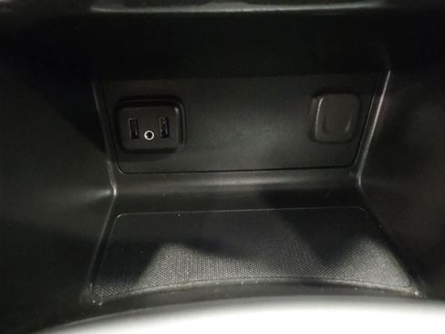 Used 2022 Chevrolet Colorado LT w/ Safety Package AWD/4WD image 21
