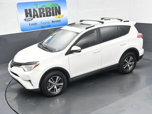 Used 2017 Toyota RAV4 XLE FWD image 21