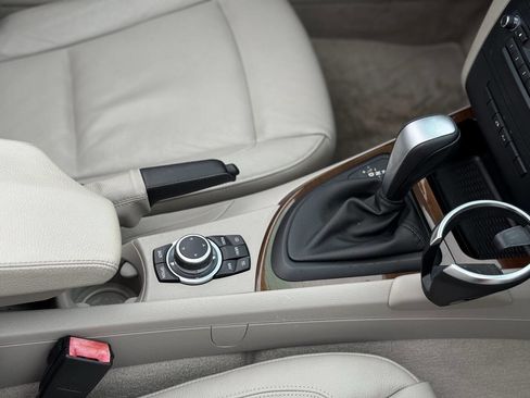 Used 2012 BMW 128i Convertible image 19