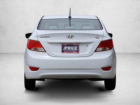 Used 2017 Hyundai Accent SE FWD image 6