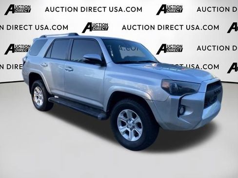 Used 2020 Toyota 4Runner SR5 Premium AWD/4WD image 27