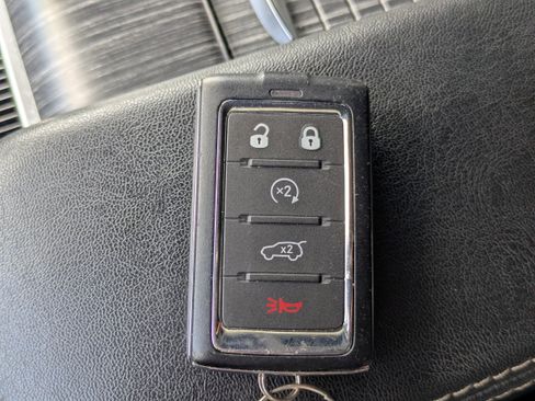 Used 2024 Jeep Wagoneer L Series II image 42