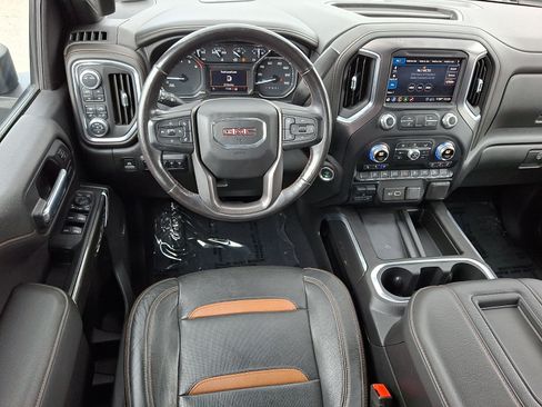 Used 2020 GMC Sierra 2500 AT4 w/ AT4 Premium Package AWD/4WD image 11
