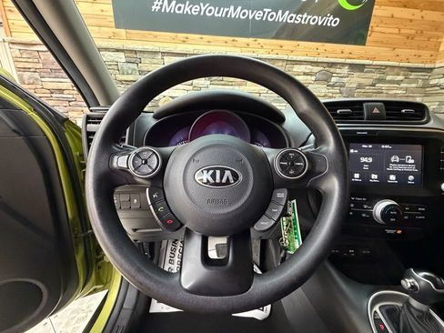 Used 2018 Kia Soul + FWD image 16