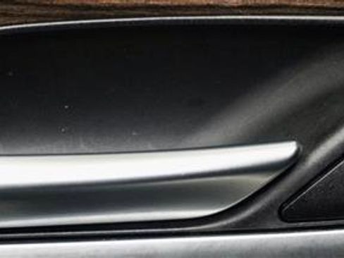 Used 2018 BMW 540i xDrive image 41