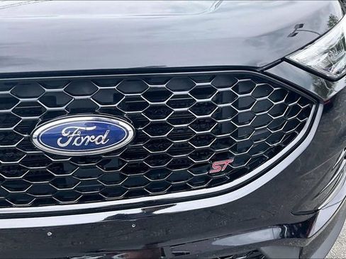 Used 2019 Ford Edge ST w/ Convenience Package image 26