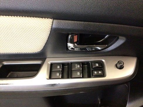 Used 2016 Subaru Crosstrek 2.0i Premium AWD/4WD image 17