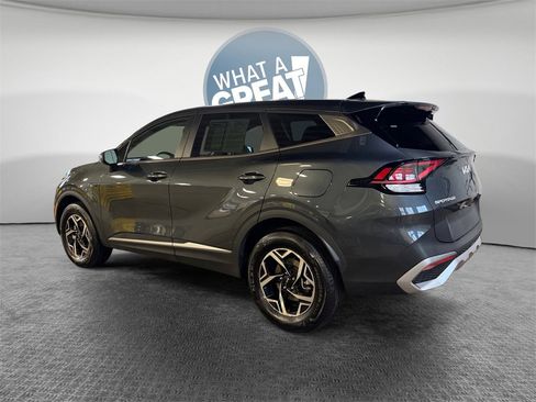 Certified 2024 Kia Sportage LX image 6
